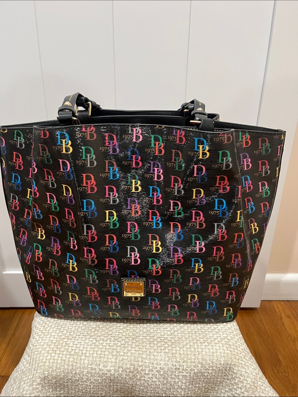 Dooney & Bourke Black Multicolor DB75 Flynn Logo Tote